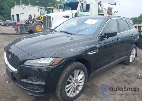 2017 Jaguar F-Pace 35T Prestige from USA, damaged, VIN SADCK2BV9HA064656